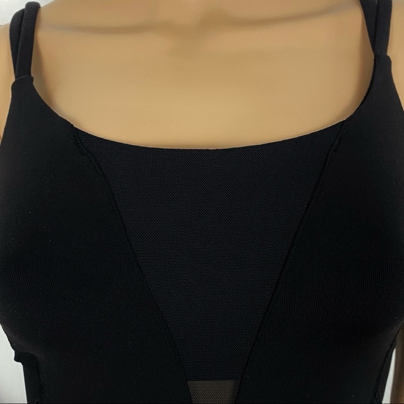 NEW LULULEMON BLACK TANK TOP - Picture 4 of 9